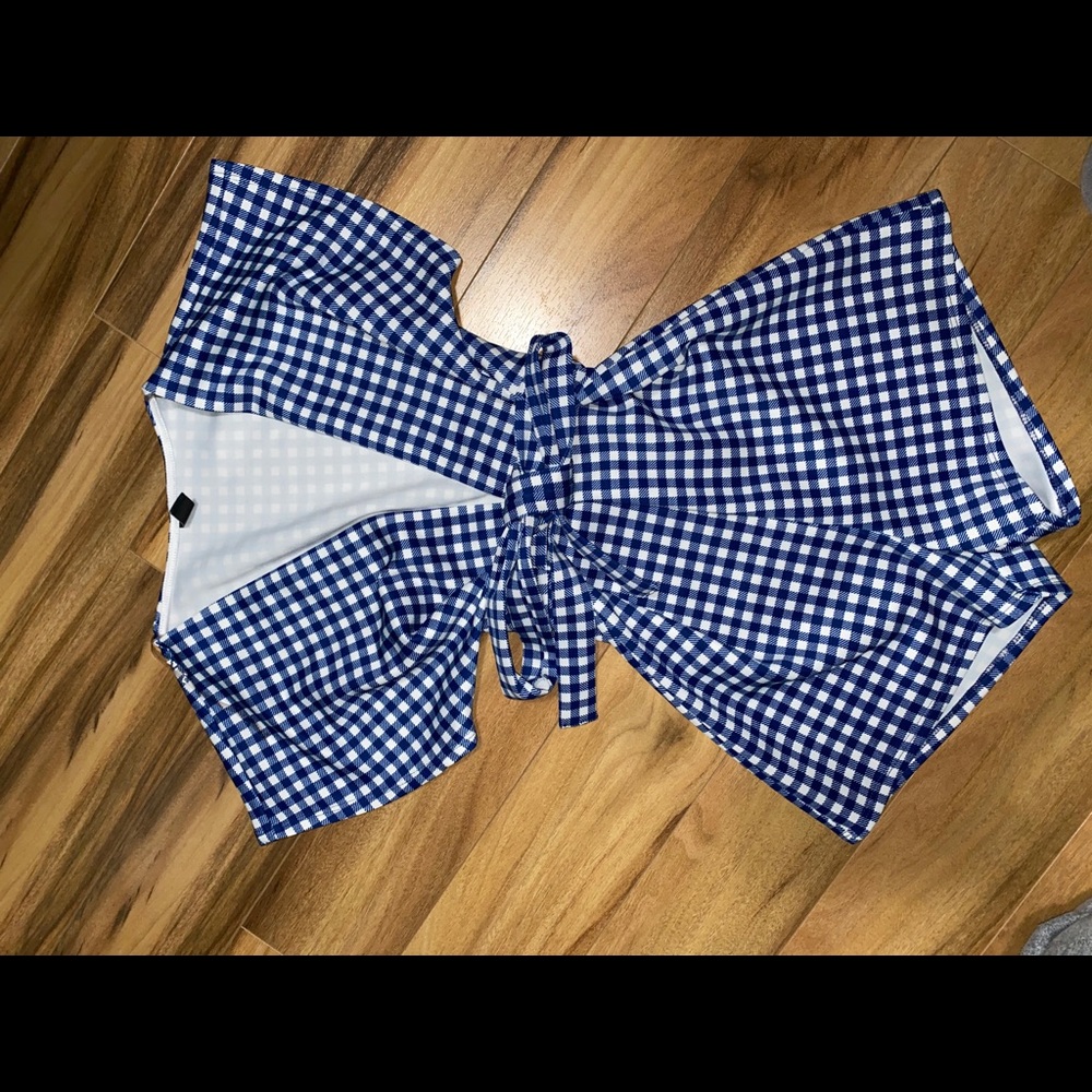 Romper - Picture 2 of 2